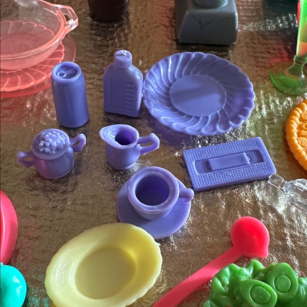 Vintage 90s Barbie Kitchen and Food Bundle - Picture 5 of 9